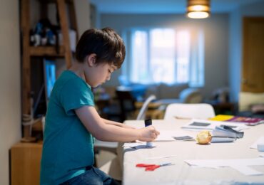 Sommerferien | Papier & Kleister – Gestalte dein eigenes Licht